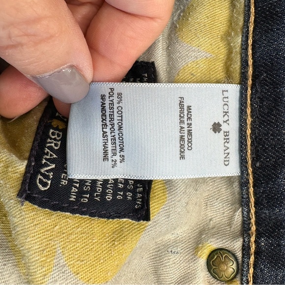 Lucky Brand Cate Boot Jeans - Size 4 / 27 Regular - Picture 9 of 10